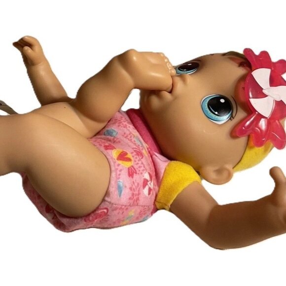 Hasbro 2019 Baby Alive Doll 11" Soft Body Thumb Toe Sucking Cute Toy - Picture 6 of 6